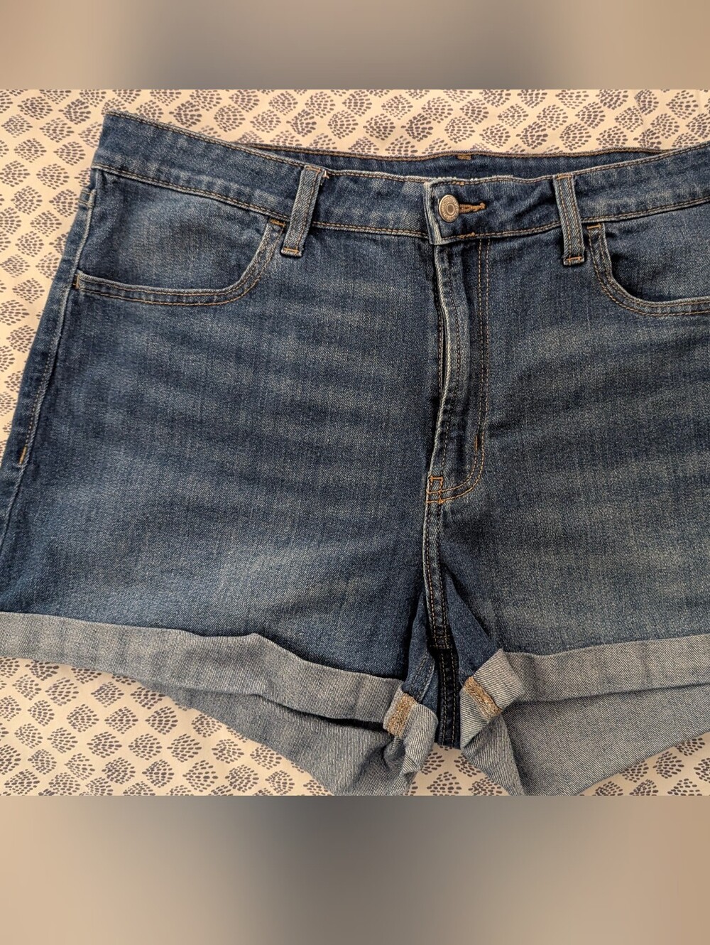 Old Navy Blue Rolled-Hem Denim Shorts High Rise Wow